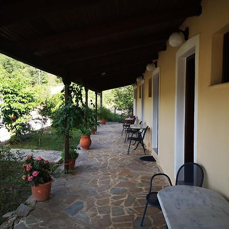 2 Alonia Hotel Anatoliki Frangista Luaran gambar